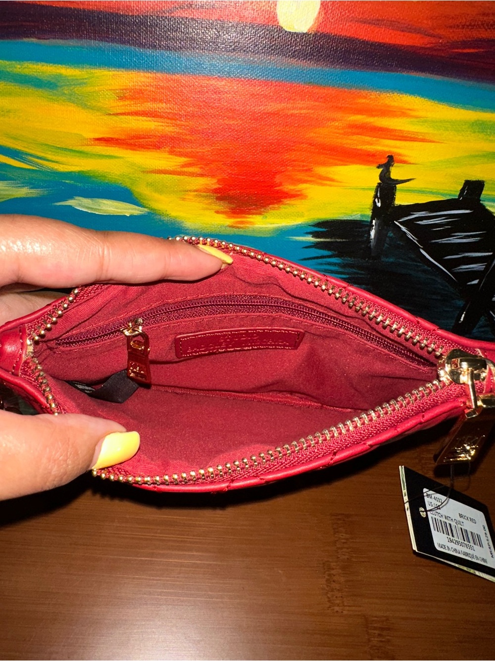 NWT Badgley Mischka Quilted Red Wristlet Bag with Gold Logo - Picture 4 of 8